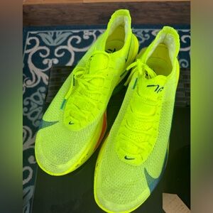 Nike Alpha Fly 3– men’s, 12.5, worn twice. Comes with original box and bag.